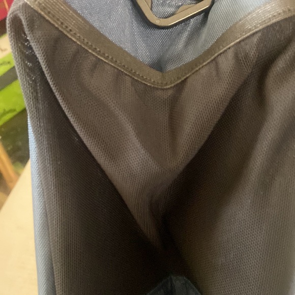 Barbour Arwin canvas bag - Picture 13 of 16